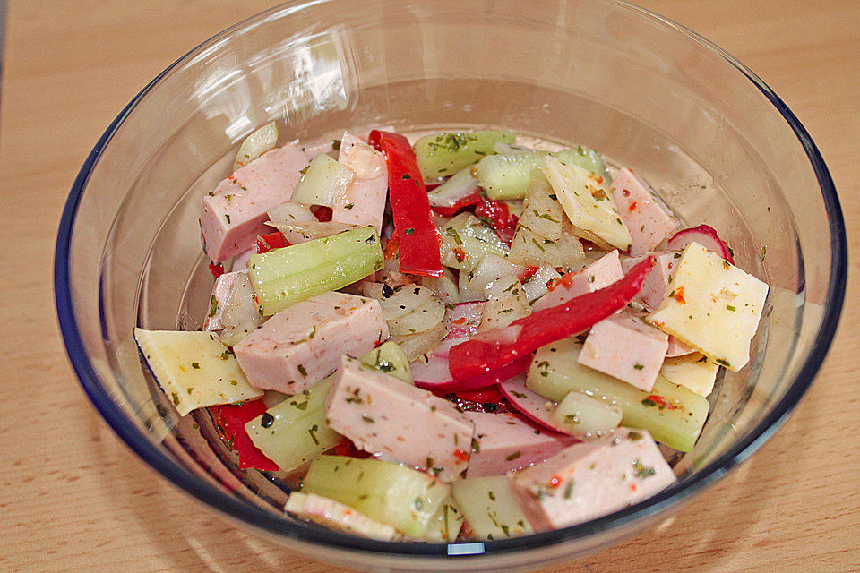 Sommer-Wurstsalat