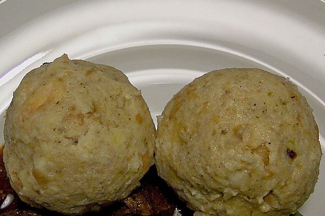 Semmelknödel nach Omas Art von nebochadneza| Chefkoch