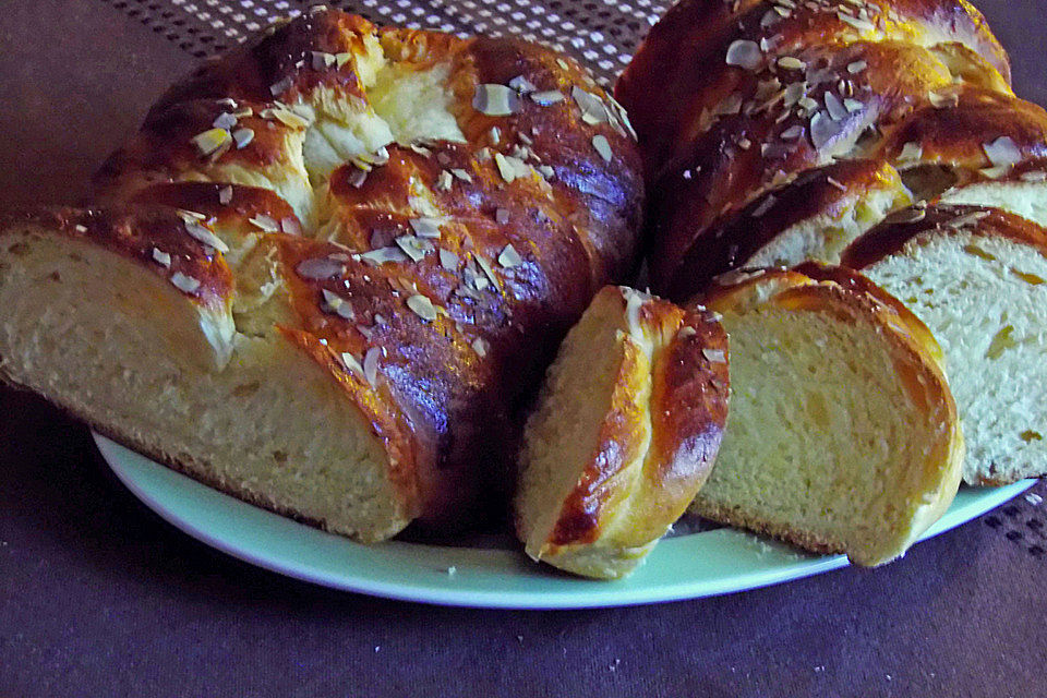 Österreichischer Striezel (Hefezopf) von ElfeKatja Österreichischer Striezel (Hefezopf) von ElfeKatja