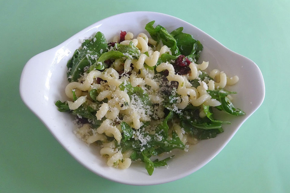 Farfalle - Rucola Salat