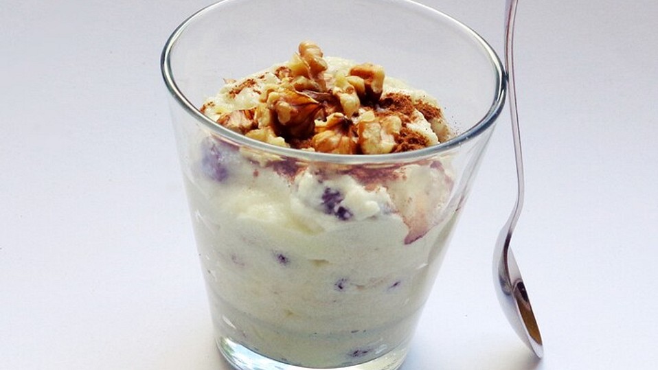 Grießbrei mit Nüssen und Rosinen von erdbeertoertchen3 Grießbrei mit Nüssen und Rosinen von erdbeertoertchen3