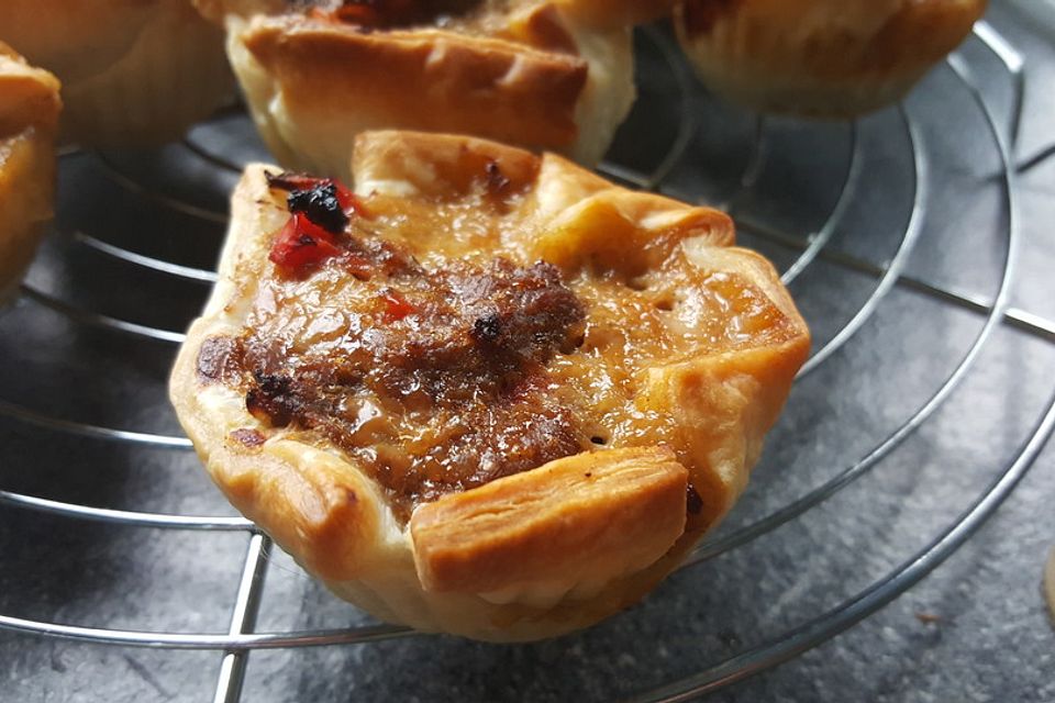 Herzhafte Blätterteig - Gehacktes - Muffins