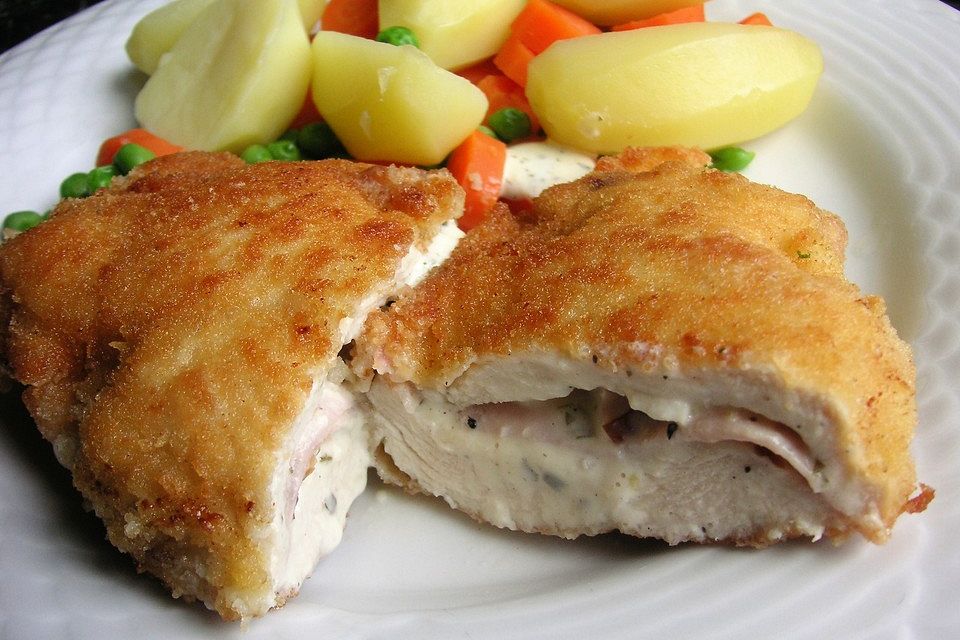 Cordon bleu von der Pute mit Kräuterfrischkäse