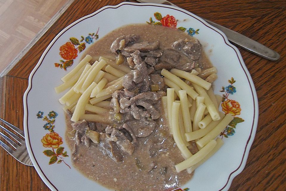 Boeuf Stroganoff