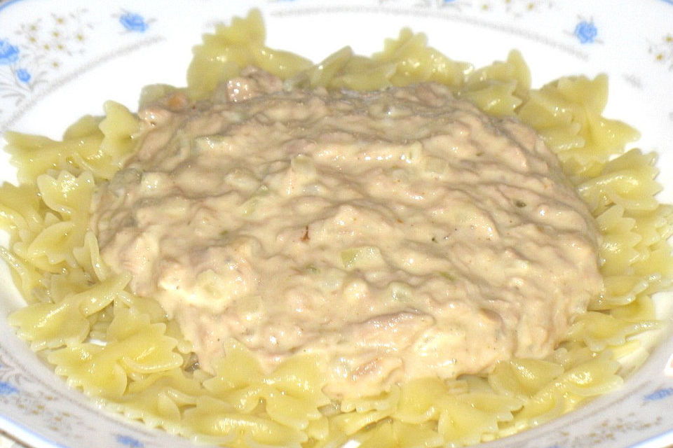 Thunfisch - Käse - Sauce