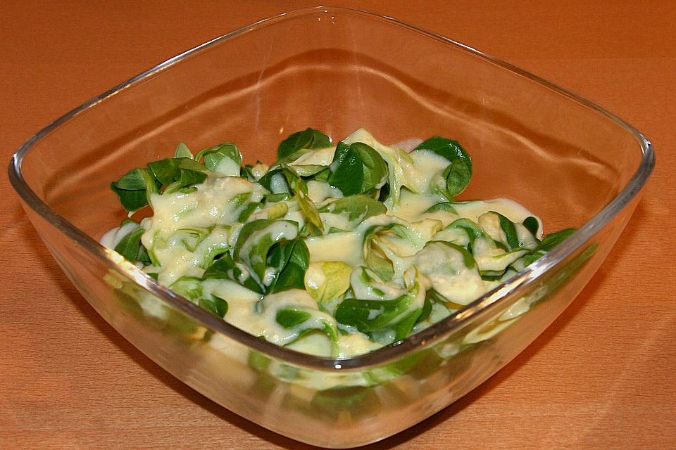 Feldsalat mit Kartoffeldressing