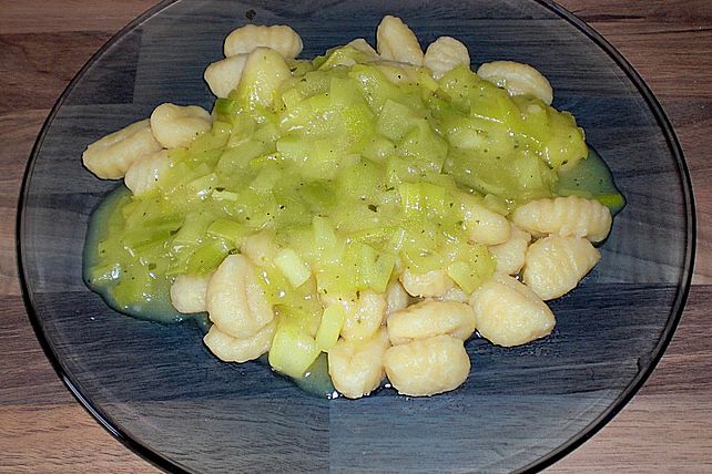 Gnocchi mit Ingwer - Lauchgemüse von Cosmo2002| Chefkoch