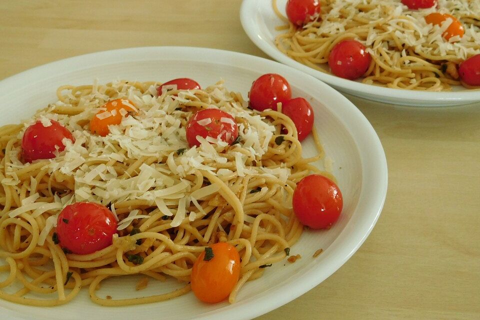 Spaghetti mit Salbei - Nuss - Butter