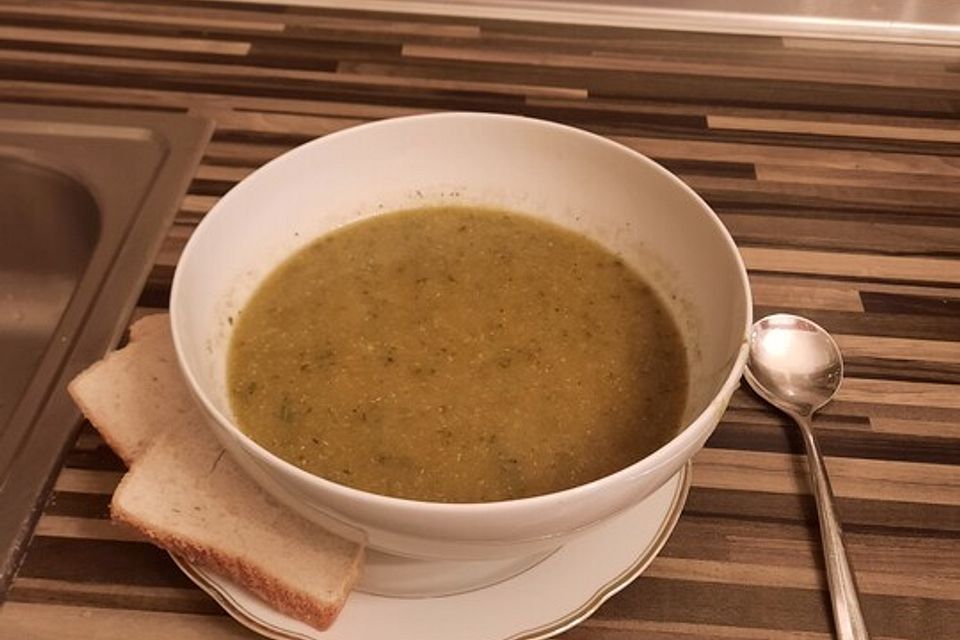 Sellerie - Meerrettich - Suppe