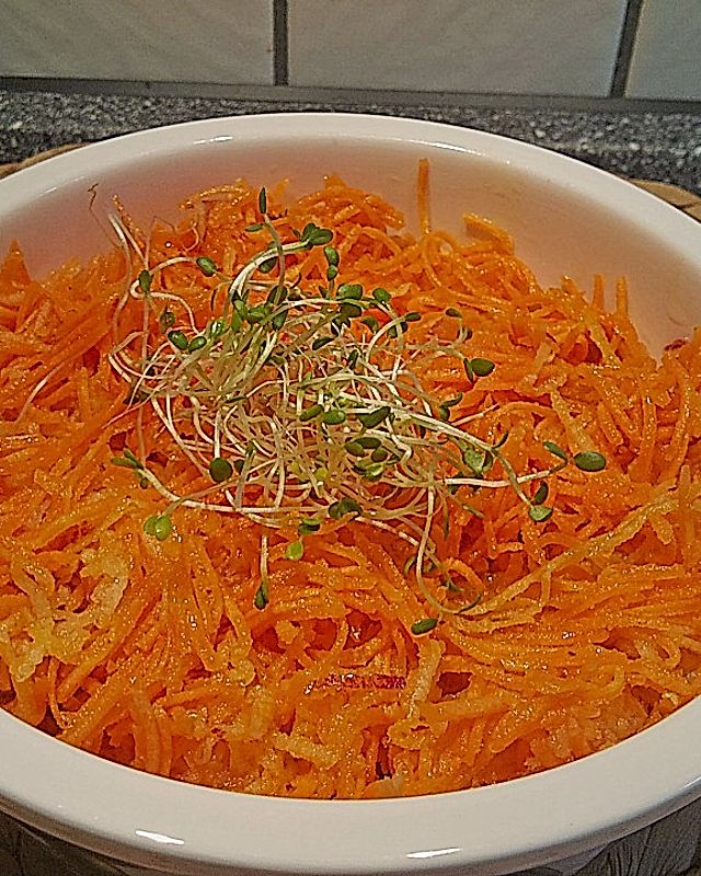 Möhren - Rohkost - Salat