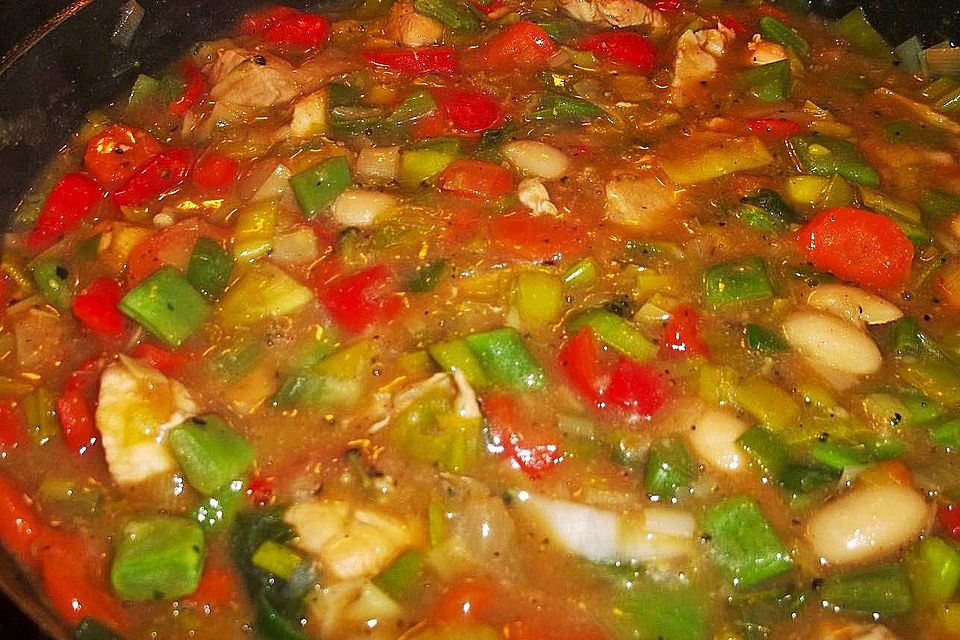 Poulet en cocotte du midi - Huhn auf südfranzösische Art im Topf