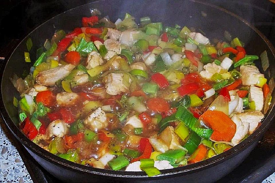 Poulet en cocotte du midi - Huhn auf südfranzösische Art im Topf