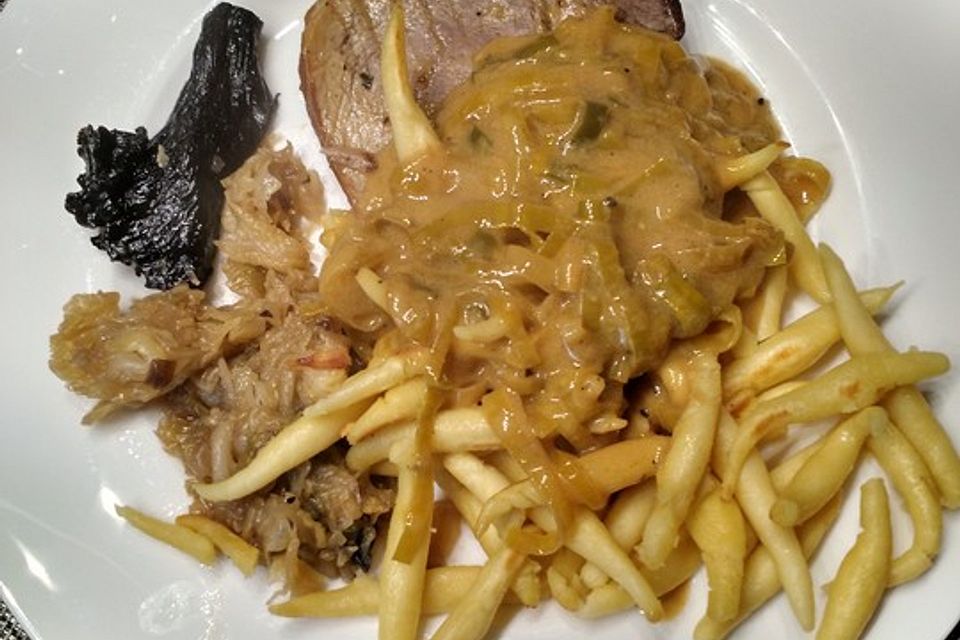 Kalbsbraten mit Porreesauce