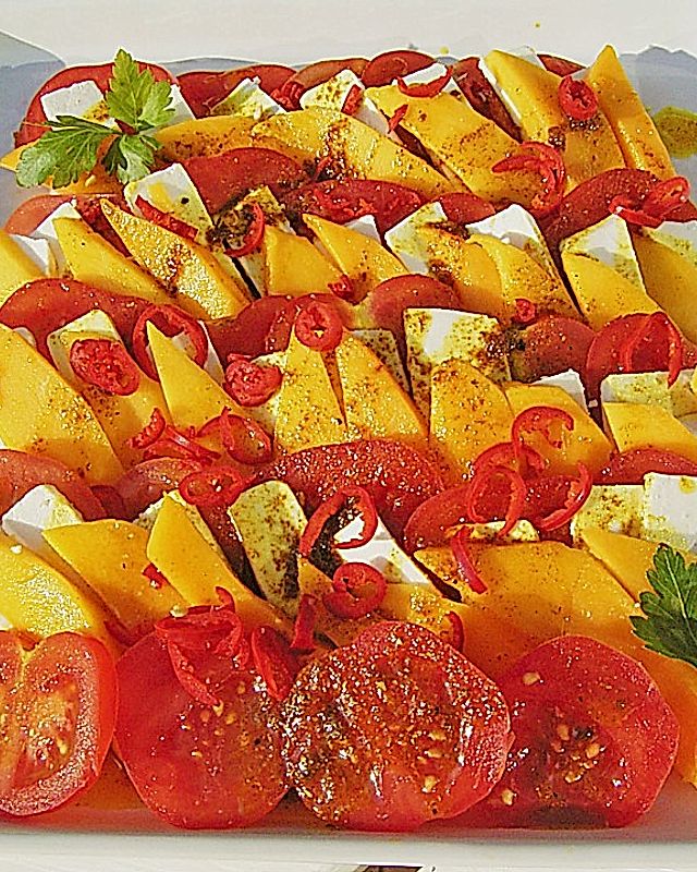 Mango - Tomaten - Pecorino - Salat, lauwarm serviert