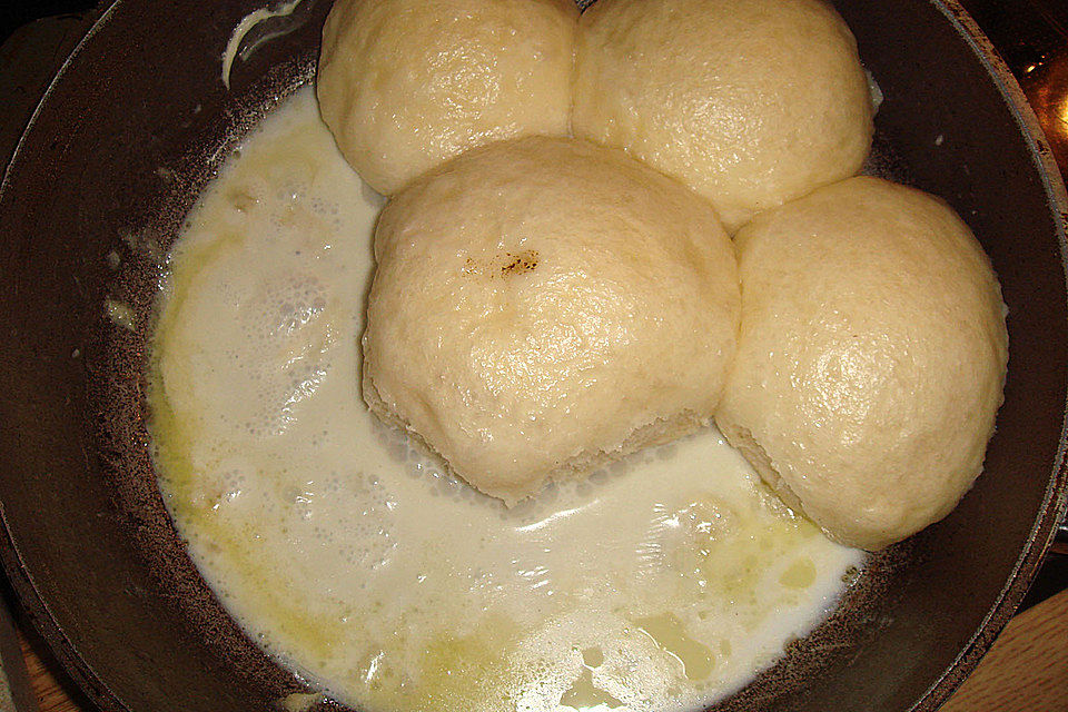 Pfälzer Dampfnudeln