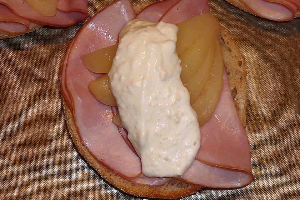 Gorgonzola Birnen-Toast