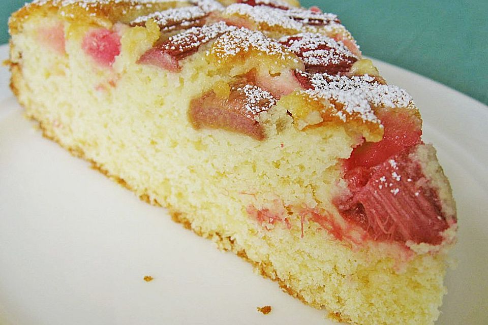 Rhabarberkuchen mit Eierlikör