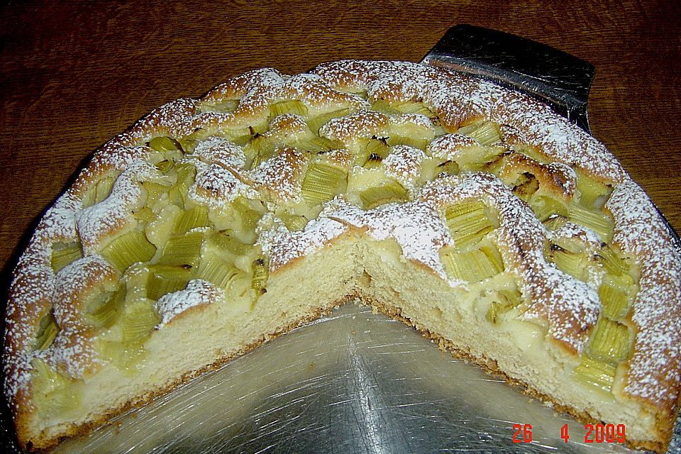 Rhabarberkuchen mit Eierlikör