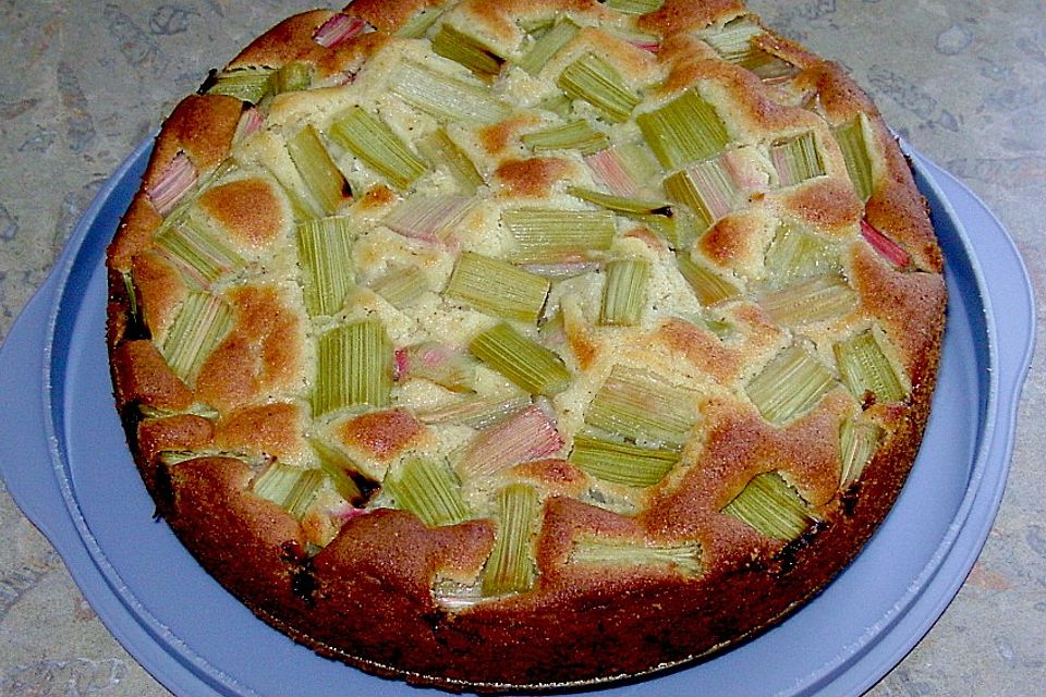 Rhabarberkuchen mit Eierlikör