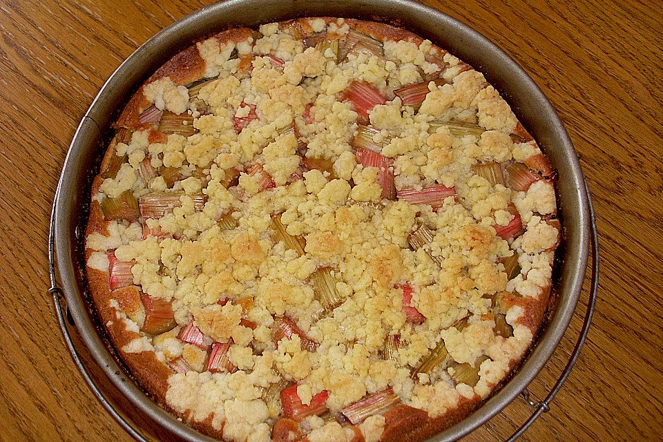 Rhabarberkuchen mit Eierlikör