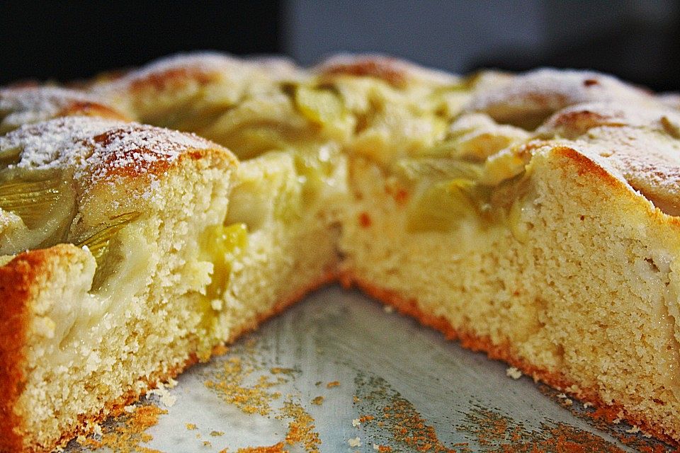 Rhabarberkuchen mit Eierlikör