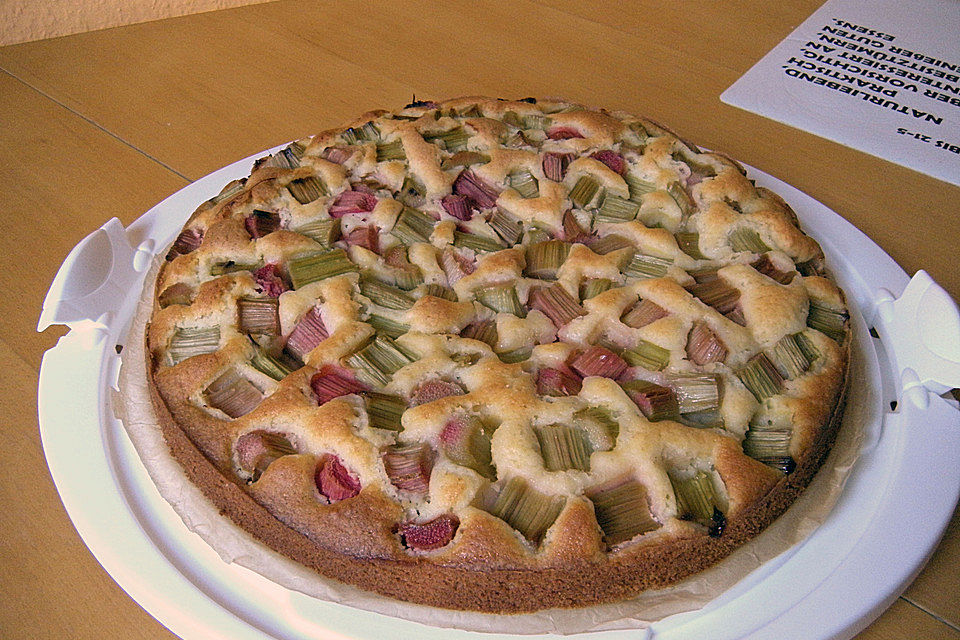 Rhabarberkuchen mit Eierlikör