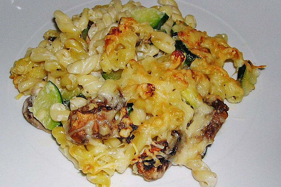 Bandnudelgratin mit Knoblauchsahne