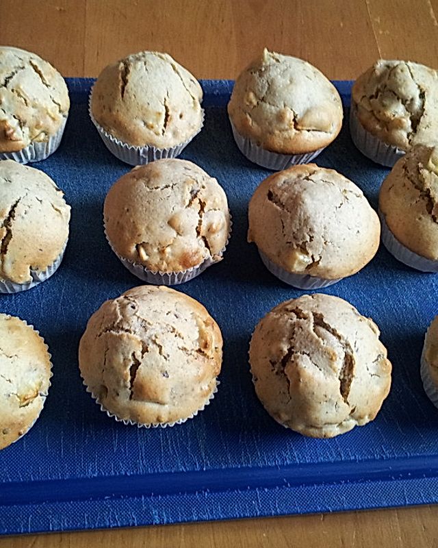 Sweet Cinnamon Applepie Beechnut Muffins