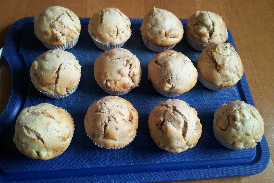 Sweet Cinnamon Applepie Beechnut Muffins