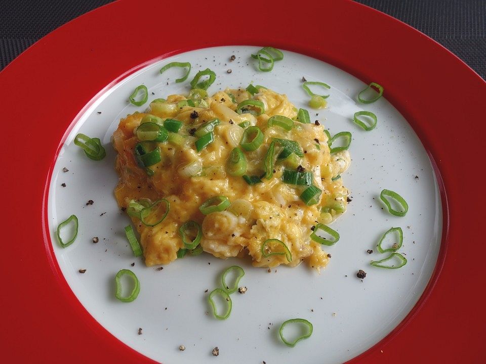 Rührei mit Frühlingszwiebeln aus der Mikrowelle von Marga0610| Chefkoch