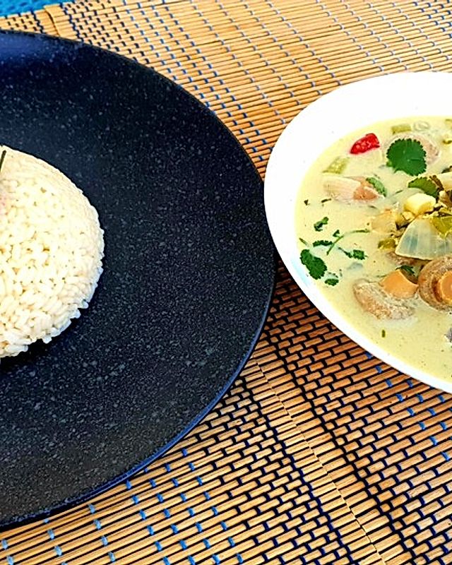 Grünes Thai - Curry mit Huhn