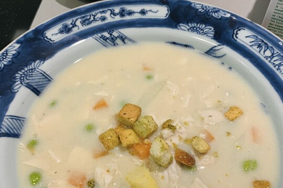 Feine Hühnercremesuppe