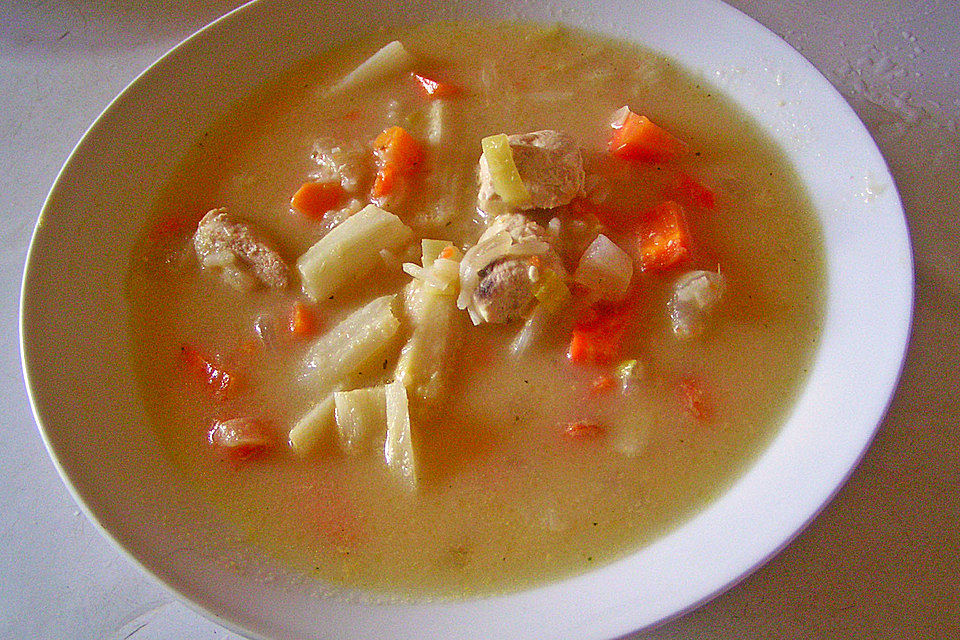 Feine Hühnercremesuppe