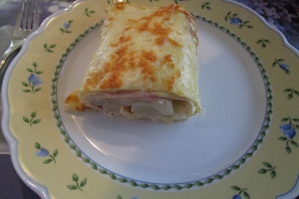 Omelett mit Spargel - Käse - Füllung