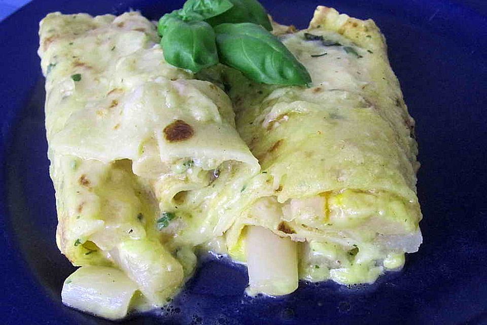 Omelett mit Spargel - Käse - Füllung