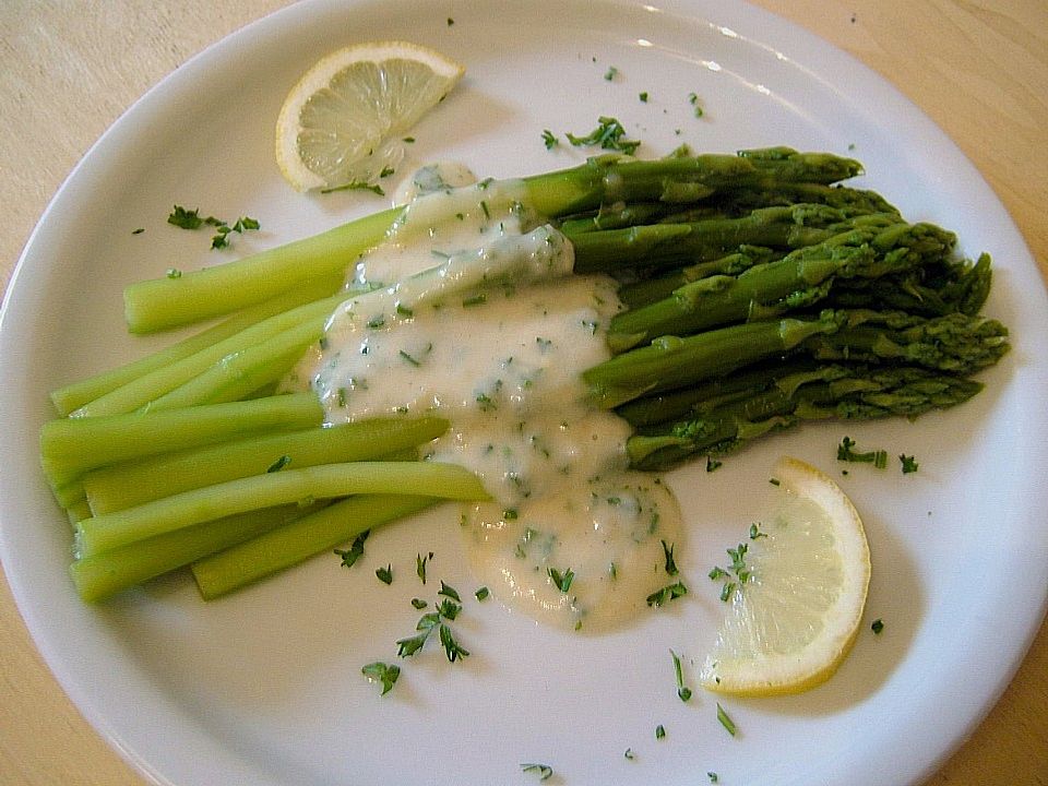 Spargel mit kalorienarmer Sauce von CookingJulie| Chefkoch