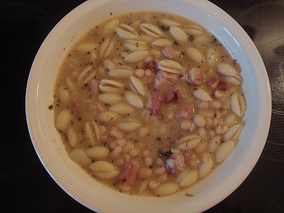 Bohnensuppe mit Nudeln von Elfenlied| Chefkoch