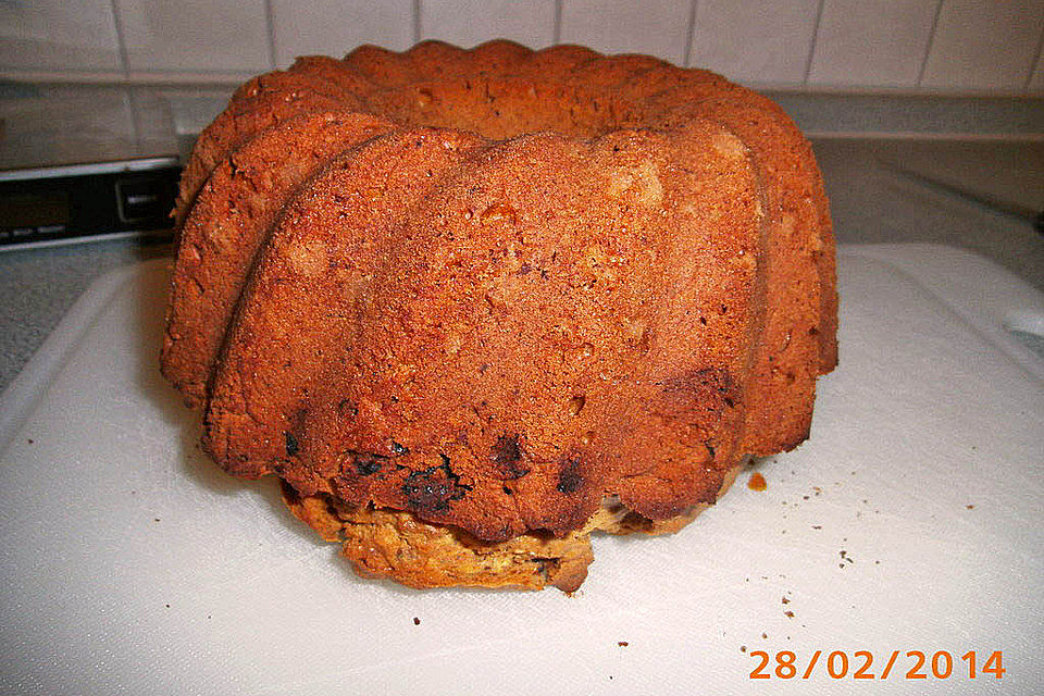 Saftig knackiger Nusskuchen