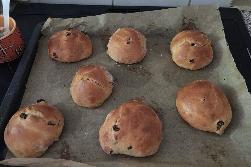 Rosinenbrötchen