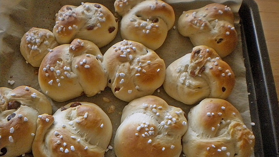Rosinenbrötchen von marabelle Rosinenbrötchen von marabelle
