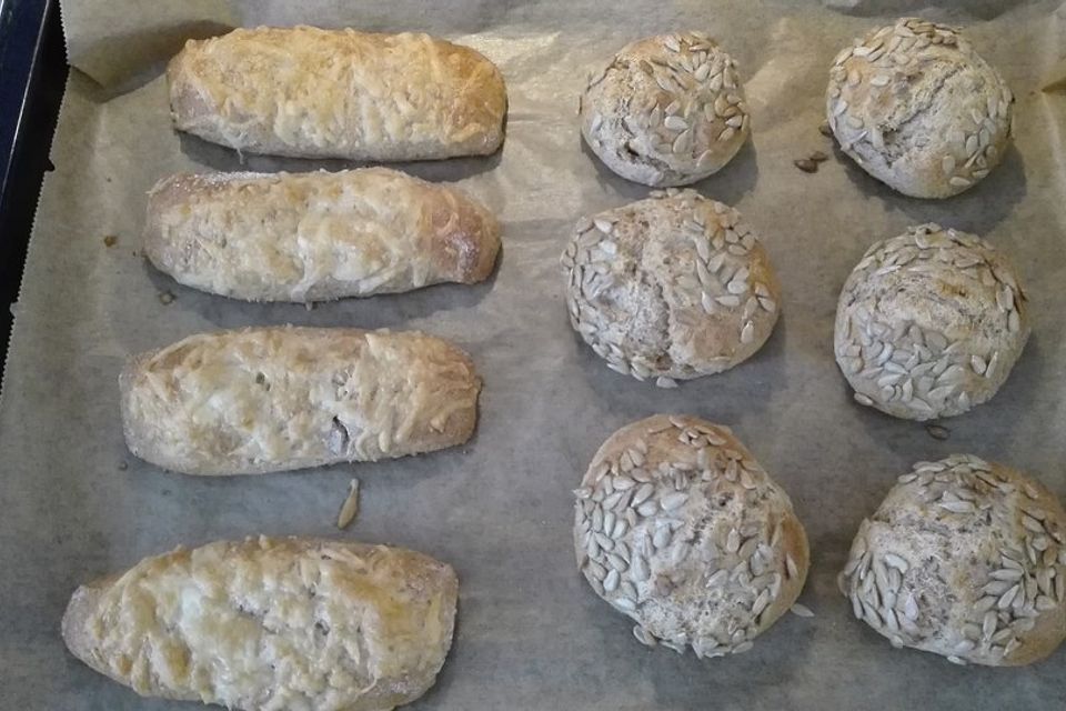 Dinkelbrötchen Dinkelbrötchen