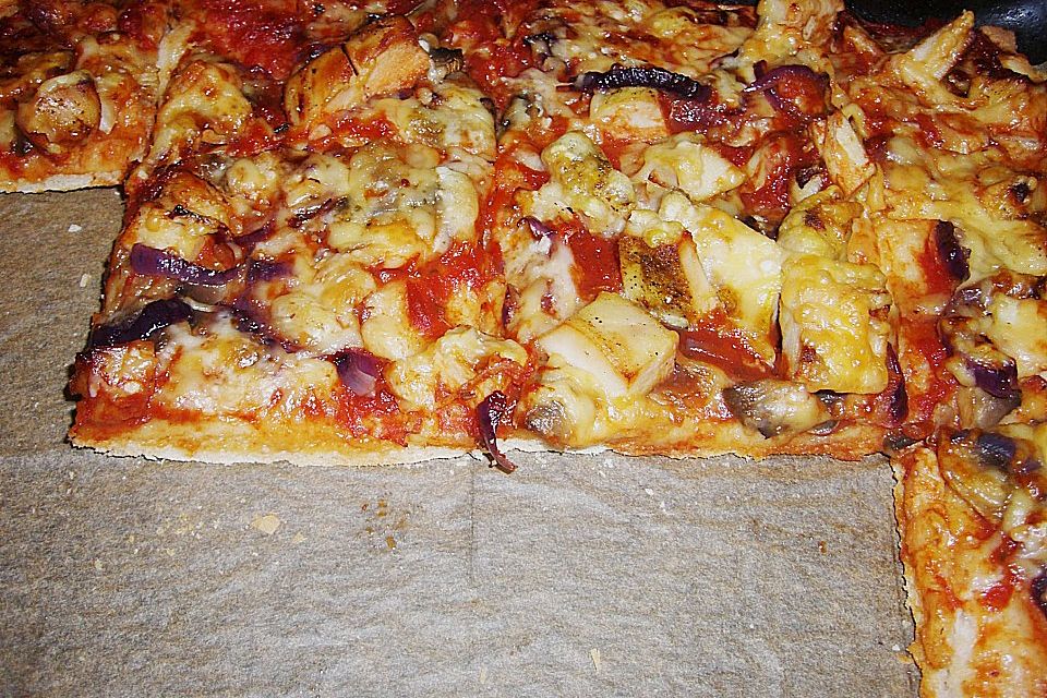 Pizza Pollo mit Blattspinat