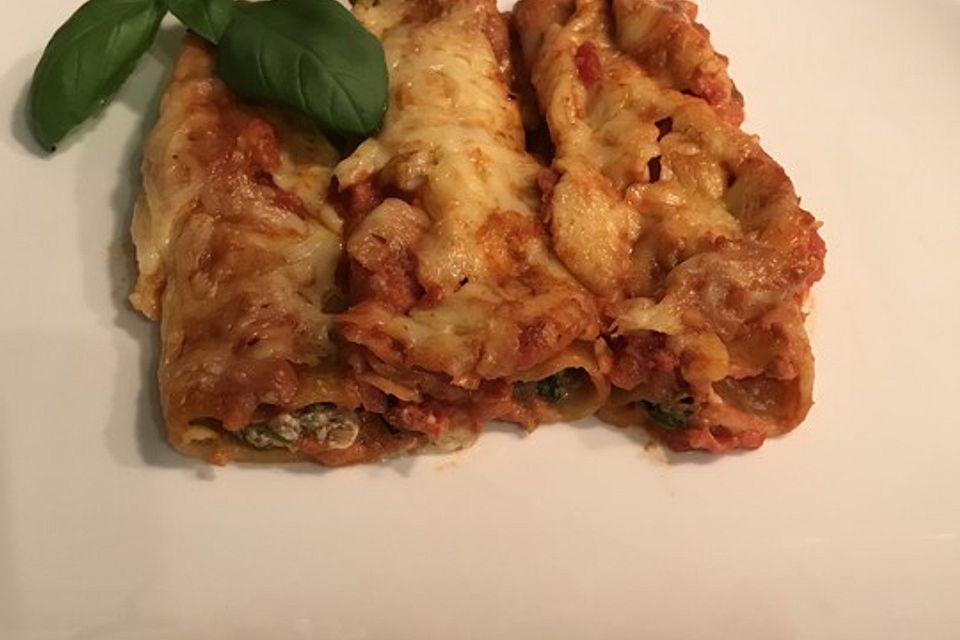 Cannelloni mit Spinat und Frischkäse