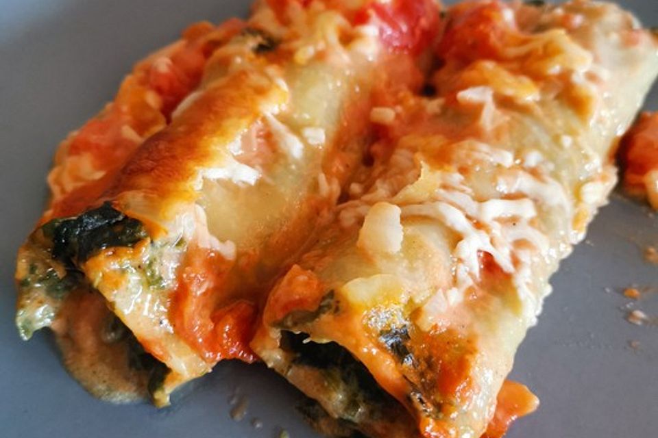 Cannelloni mit Spinat und Frischkäse