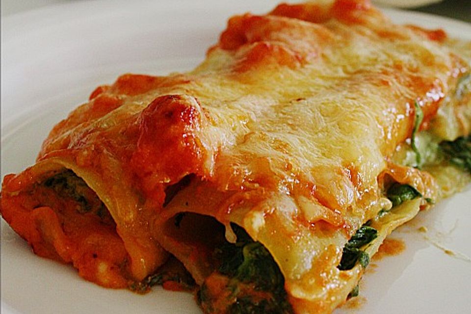 Cannelloni mit Spinat und Frischkäse