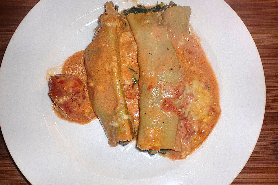 Cannelloni mit Spinat und Frischkäse