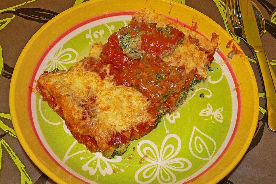 Cannelloni mit Spinat und Frischkäse