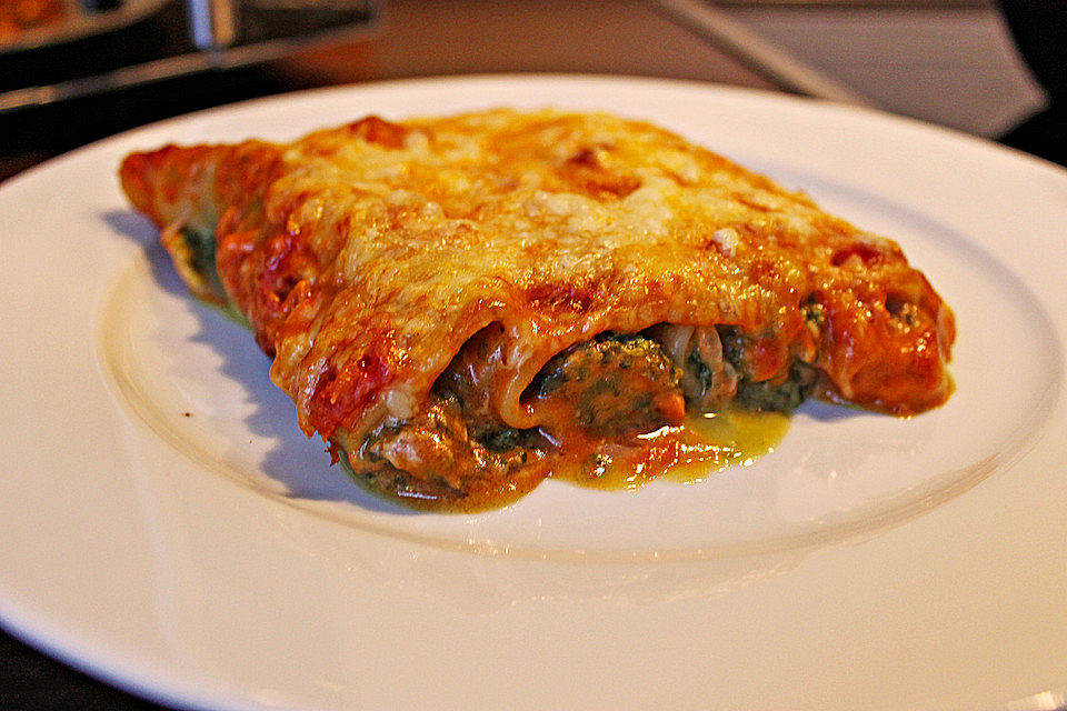 Cannelloni mit Spinat und Frischkäse