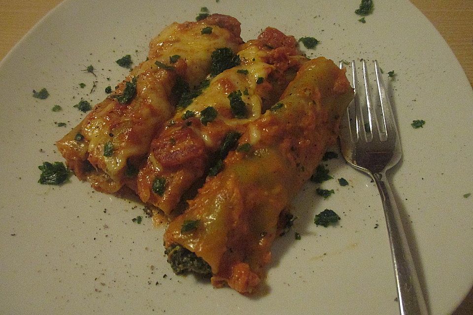 Cannelloni mit Spinat und Frischkäse