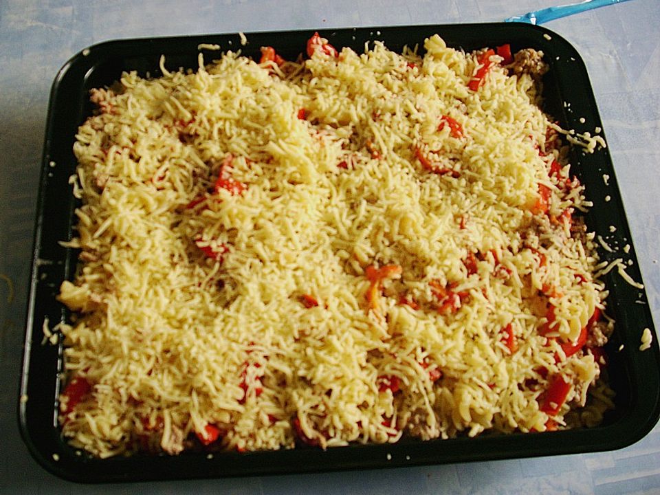 Nudelauflauf mit Hackfleisch und Paprika von samana7| Chefkoch